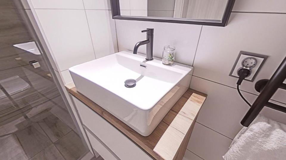 Meszes Apartman Kalocsa Luaran gambar