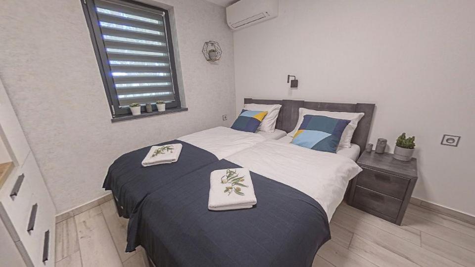 Meszes Apartman Kalocsa Luaran gambar