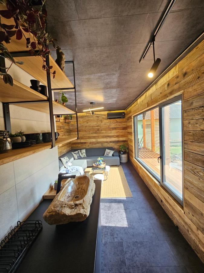 Meszes Apartman Kalocsa Luaran gambar