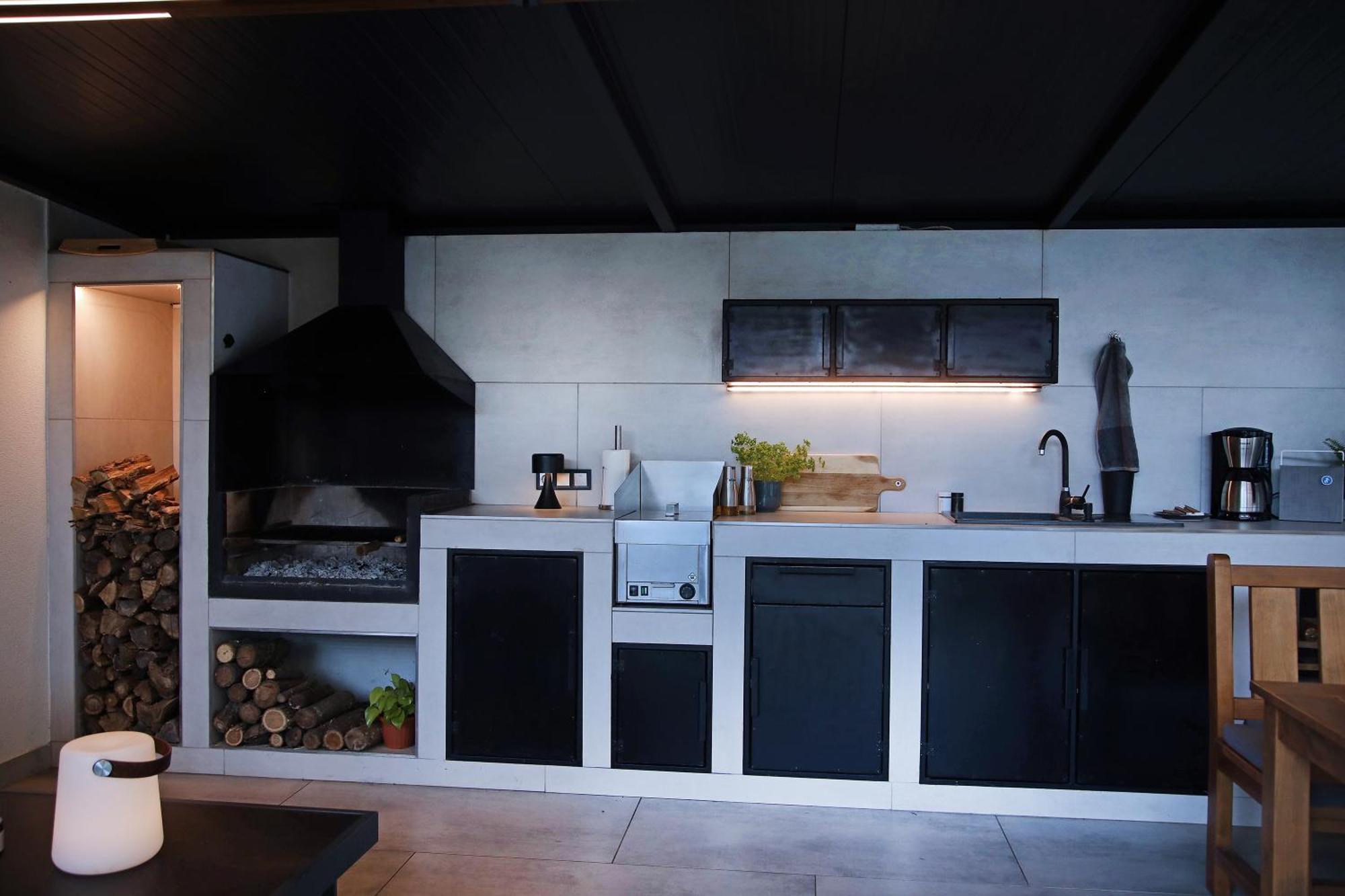 Meszes Apartman Kalocsa Luaran gambar