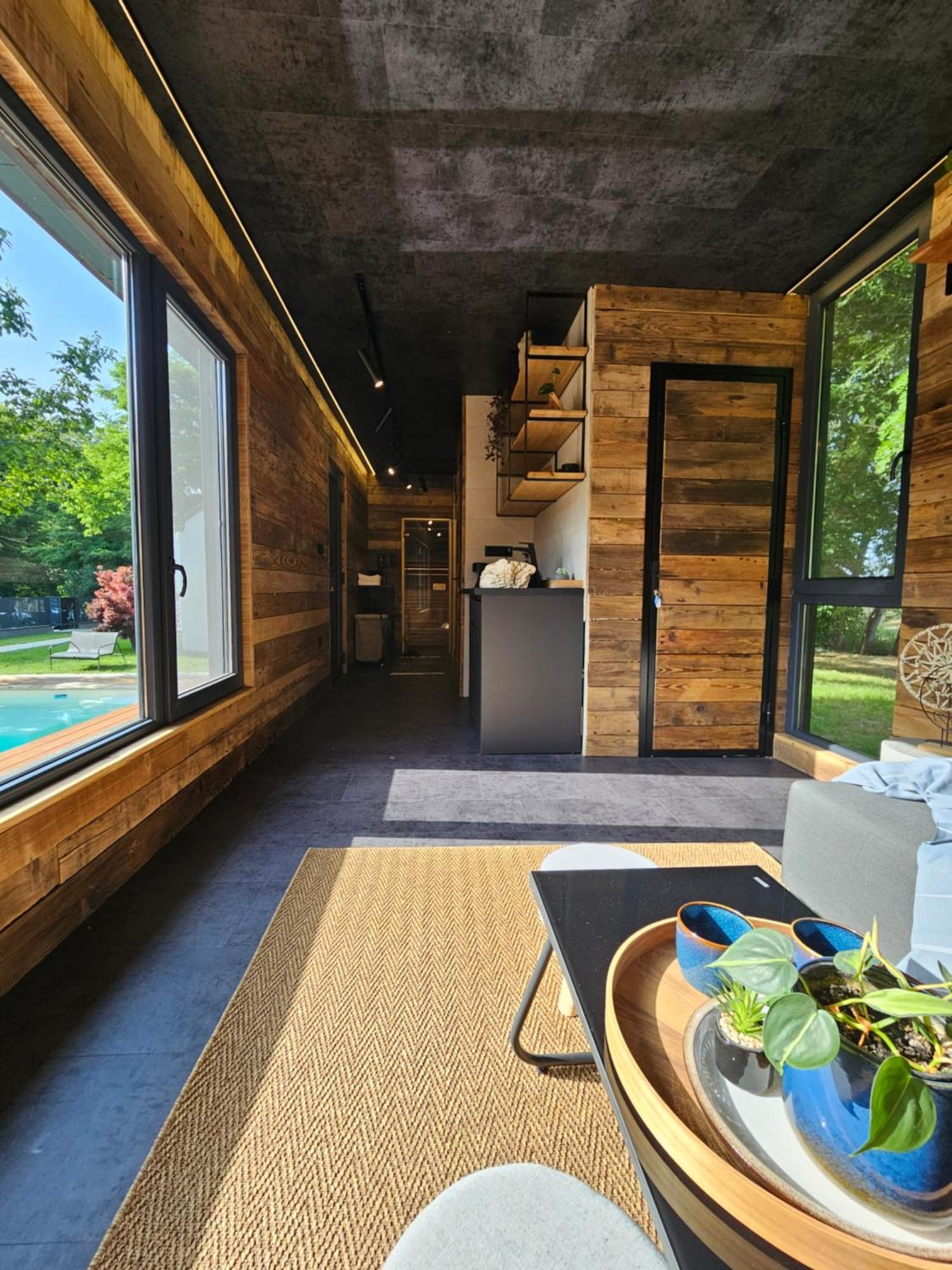 Meszes Apartman Kalocsa Luaran gambar